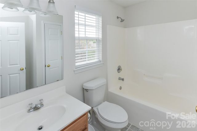 11927 Cheviott Hill Lane, Charlotte, NC 28213