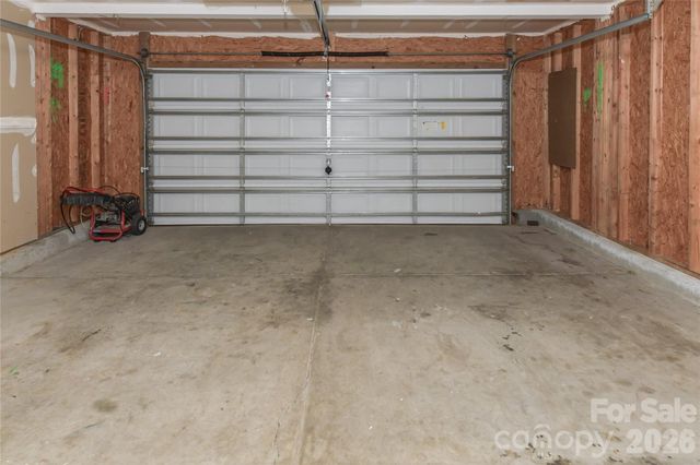 11927 Cheviott Hill Lane, Charlotte, NC 28213