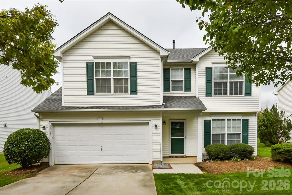 11927 Cheviott Hill Lane, Charlotte, NC 28213