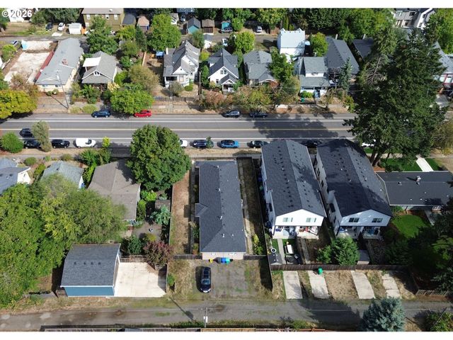5800 Se WOODSTOCK Blvd, Portland, OR 97206