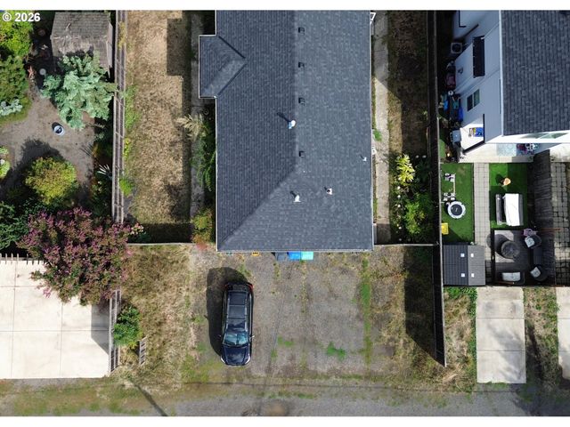 5800 Se WOODSTOCK Blvd, Portland, OR 97206