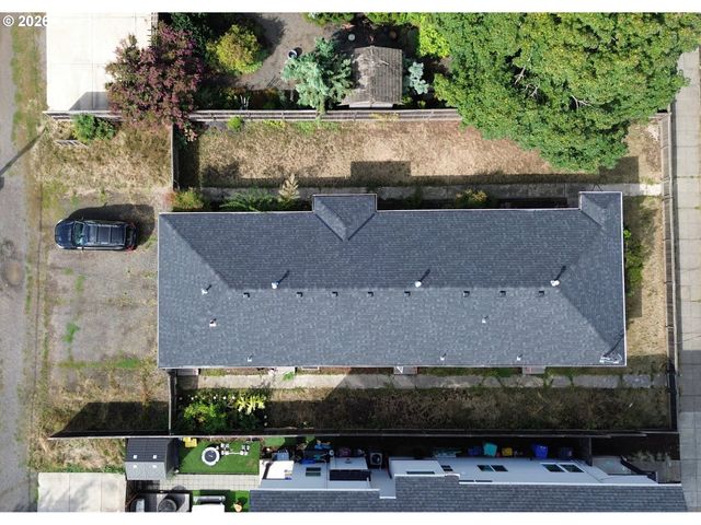 5800 Se WOODSTOCK Blvd, Portland, OR 97206