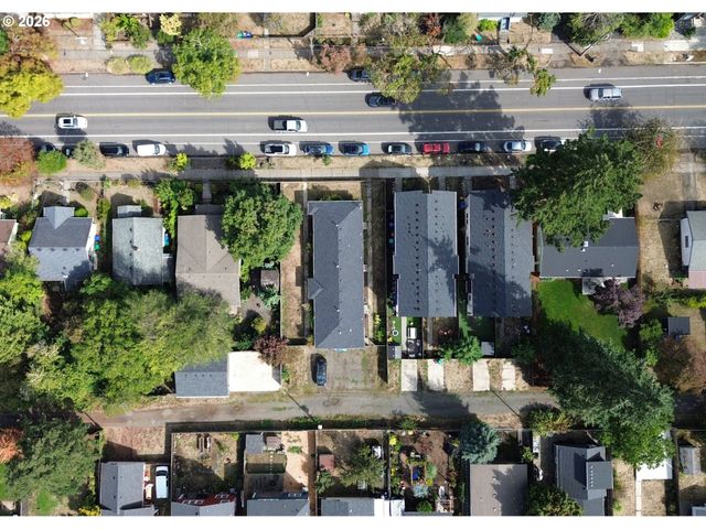 5800 Se WOODSTOCK Blvd, Portland, OR 97206