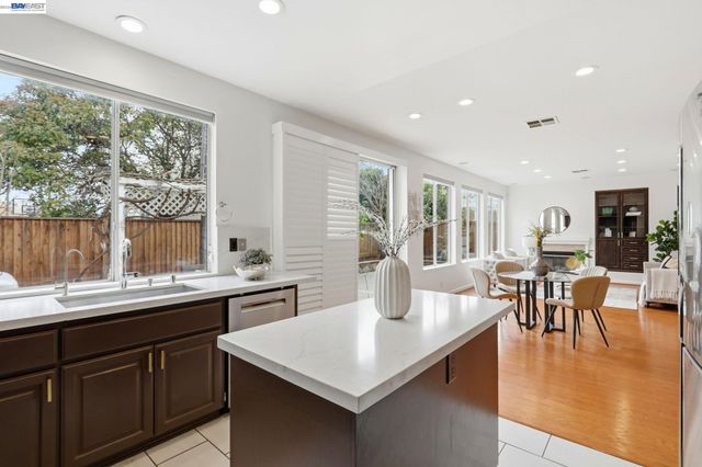 1574 Nobu Dr, San Jose, CA 95131