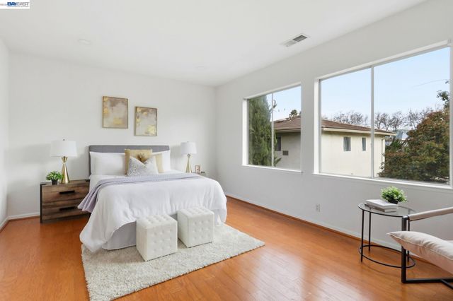 1574 Nobu Dr, San Jose, CA 95131