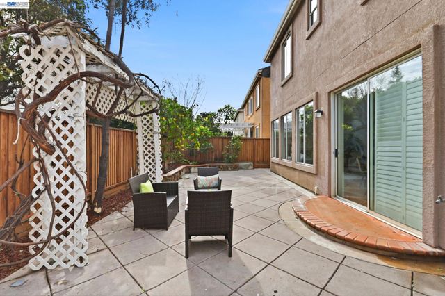 1574 Nobu Dr, San Jose, CA 95131