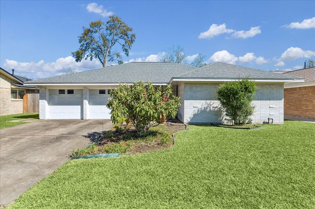 5810 Viking Drive, Houston, TX 77092