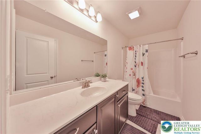 338 Abby Road, Macungie Boro, PA 18062