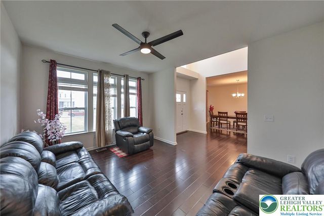 338 Abby Road, Macungie Boro, PA 18062