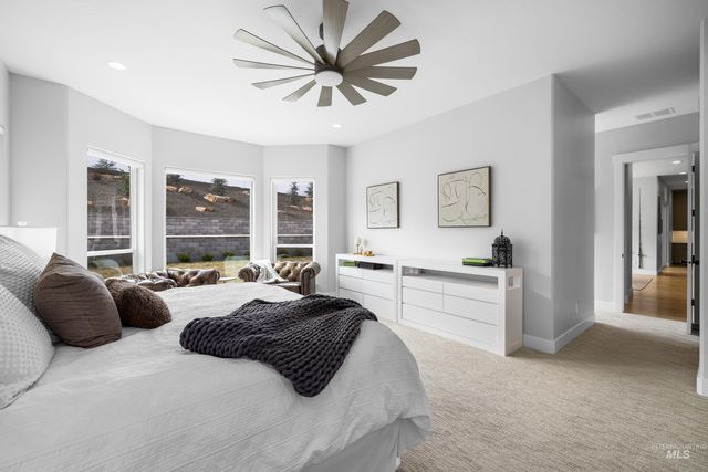 13427 N Hazel Grouse Way, Boise, ID 83714