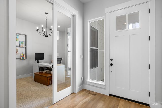 13427 N Hazel Grouse Way, Boise, ID 83714