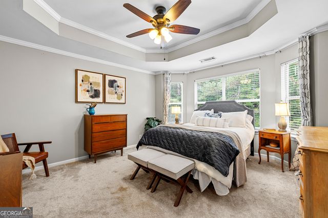 121 Meadowbrook Lane, Grantville, GA 30220