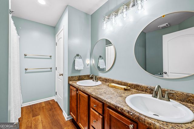 121 Meadowbrook Lane, Grantville, GA 30220