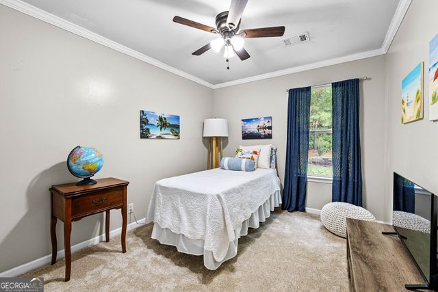 121 Meadowbrook Lane, Grantville, GA 30220