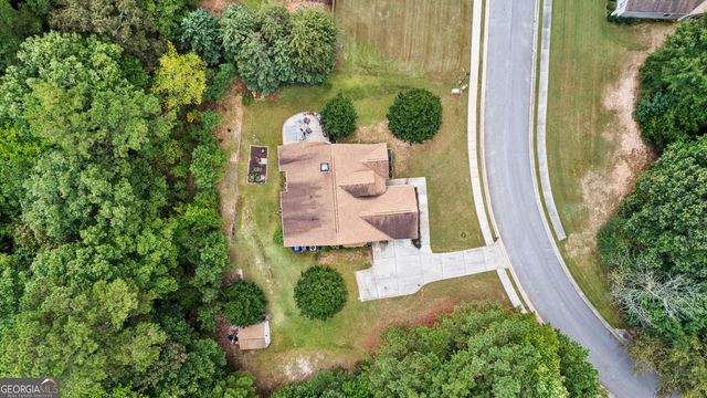 121 Meadowbrook Lane, Grantville, GA 30220