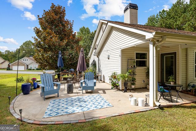 121 Meadowbrook Lane, Grantville, GA 30220