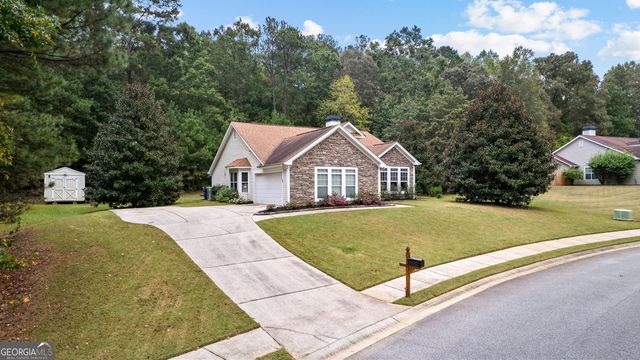 121 Meadowbrook Lane, Grantville, GA 30220