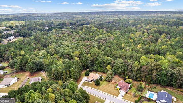 121 Meadowbrook Lane, Grantville, GA 30220