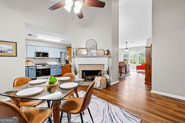 121 Meadowbrook Lane, Grantville, GA 30220