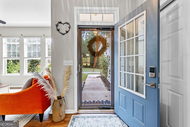 121 Meadowbrook Lane, Grantville, GA 30220