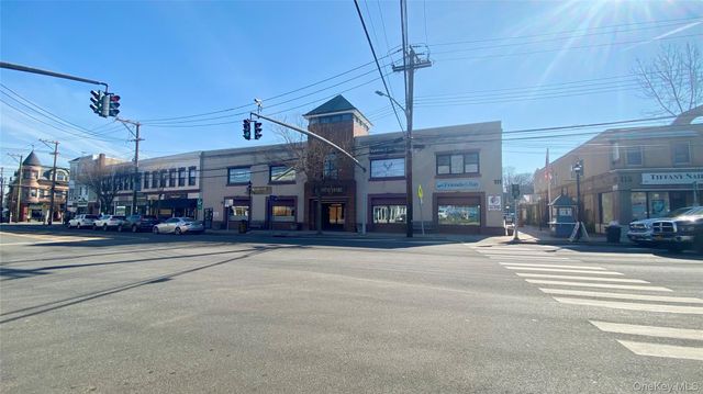 111 South Street 201, Oyster Bay, NY 11771