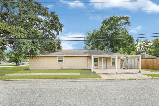 12002 Palmway Street, Houston, TX 77034