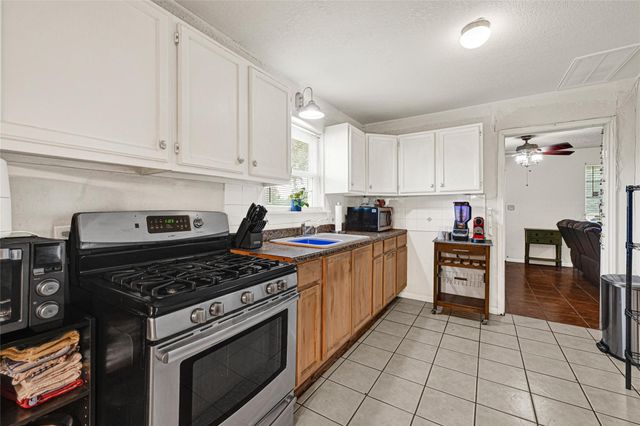 12002 Palmway Street, Houston, TX 77034