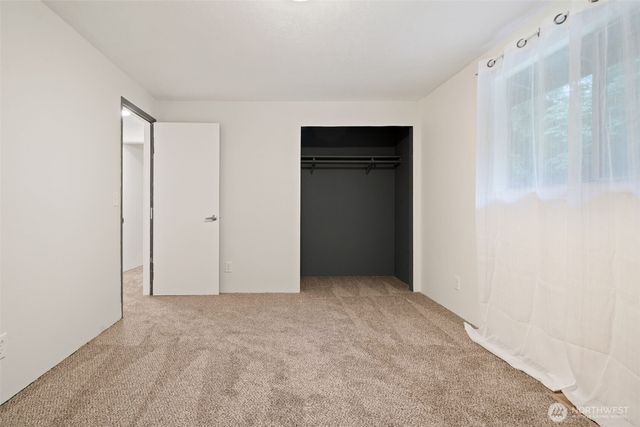 9125 Central Valley, Bremerton, WA 98311