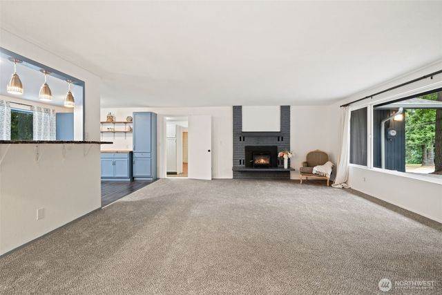 9125 Central Valley, Bremerton, WA 98311