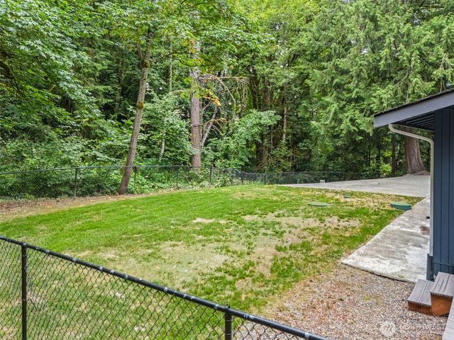 9125 Central Valley, Bremerton, WA 98311