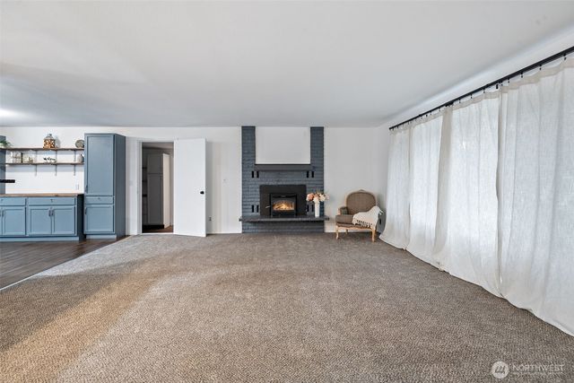 9125 Central Valley, Bremerton, WA 98311
