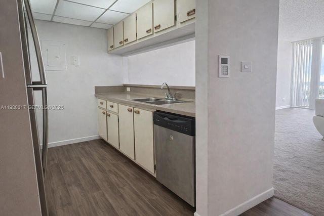 7601 E Treasure Dr 1803, North Bay Village, FL 33141