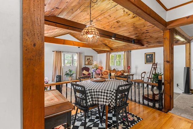 23 Paradise Ln, Halifax, MA 02338