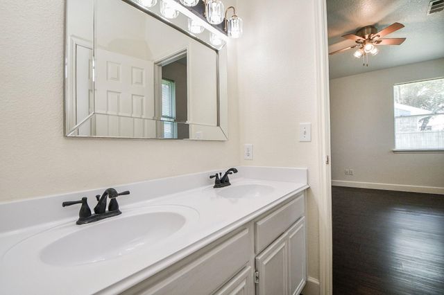 2911 Copper Cliff Drive, Katy, TX 77449