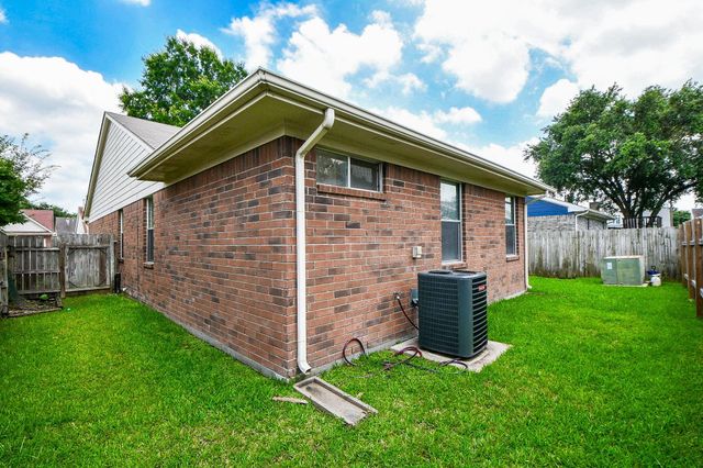 2911 Copper Cliff Drive, Katy, TX 77449
