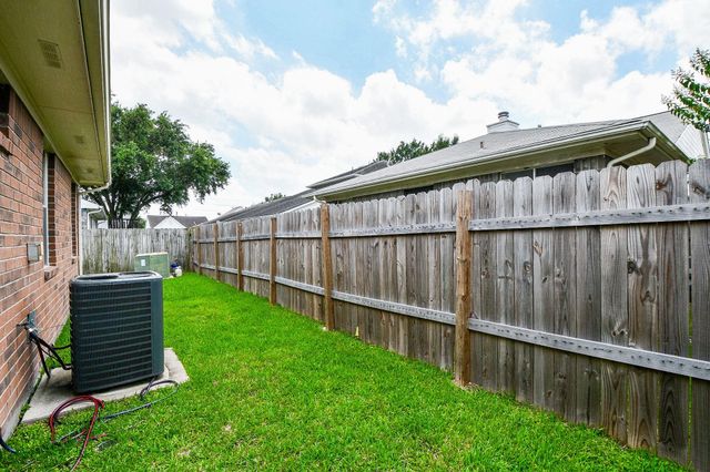 2911 Copper Cliff Drive, Katy, TX 77449