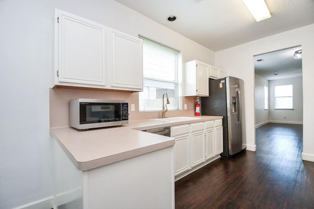 2911 Copper Cliff Drive, Katy, TX 77449