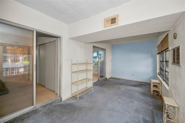 4151 55TH WAY N 1058, Kenneth City, FL 33709