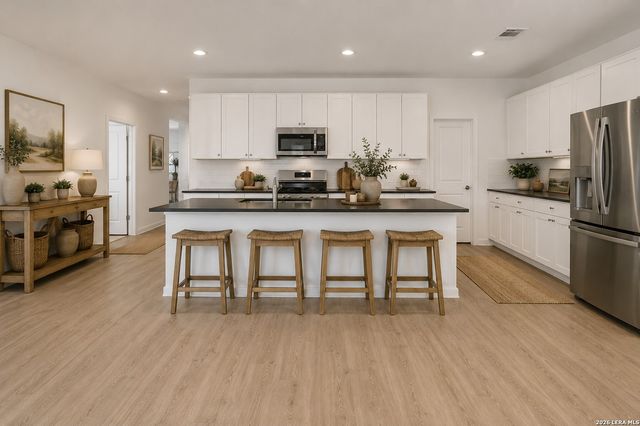 8904 James Bowie, Seguin, TX 78155