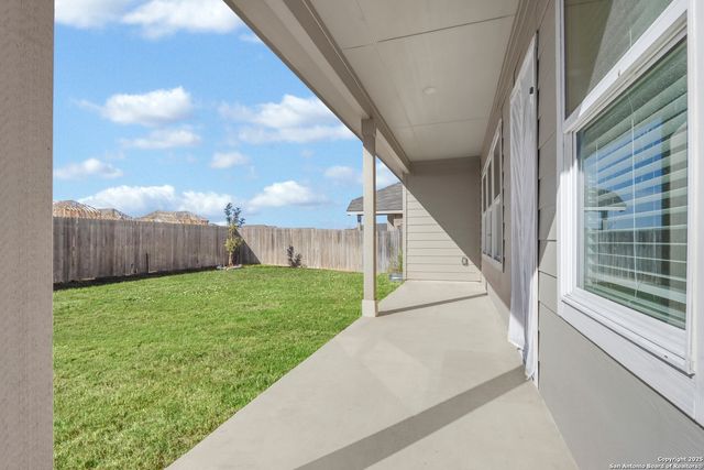 8904 James Bowie, Seguin, TX 78155