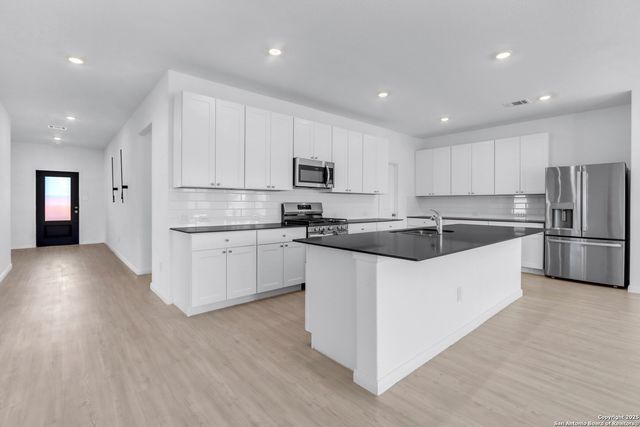 8904 James Bowie, Seguin, TX 78155