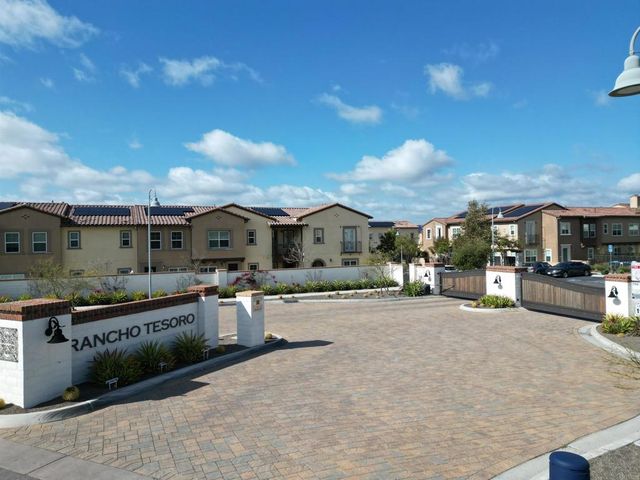 126 Diamante Rd, San Marcos, CA 92078
