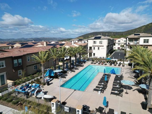 126 Diamante Rd, San Marcos, CA 92078