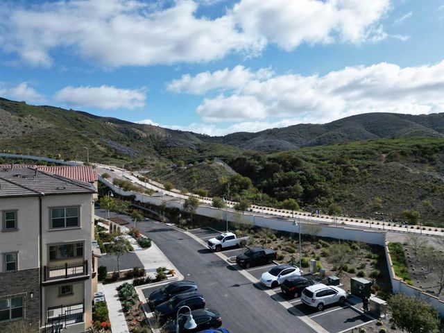 126 Diamante Rd, San Marcos, CA 92078
