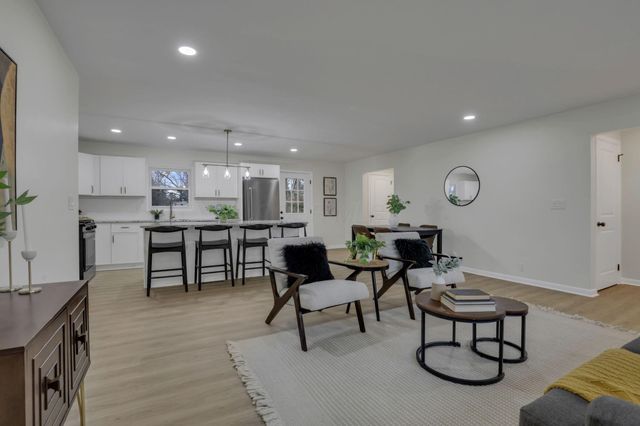 115 Hill Road S, Pickerington, OH 43147