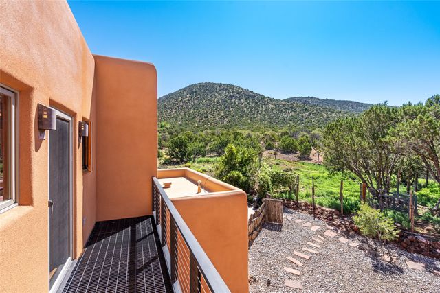 3869 Old Santa Fe Trail, Santa Fe, NM 87505