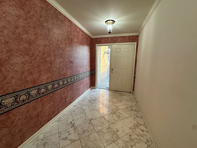 19W244 Governors Trail, Oak Brook, IL 60523