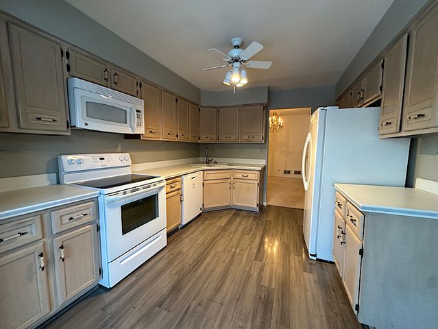 19W244 Governors Trail, Oak Brook, IL 60523