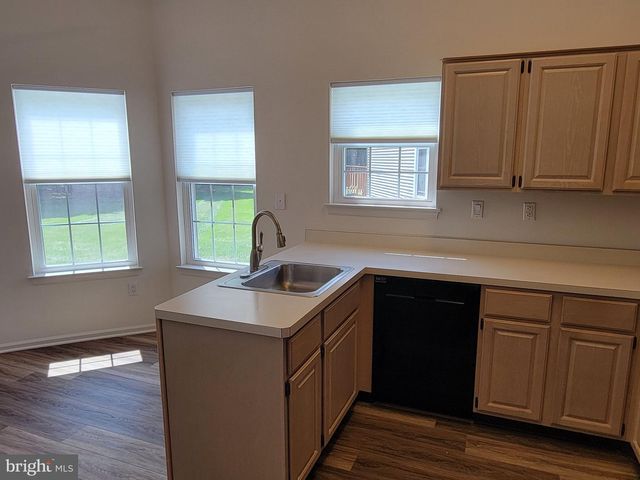 5603 CONSTITUTION CT, North Wales, PA 19454