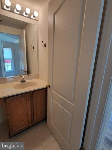5603 CONSTITUTION CT, North Wales, PA 19454
